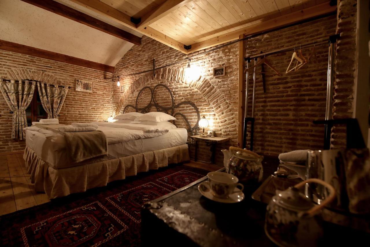 Le Petit Secret, Korce, Albania Hotel *